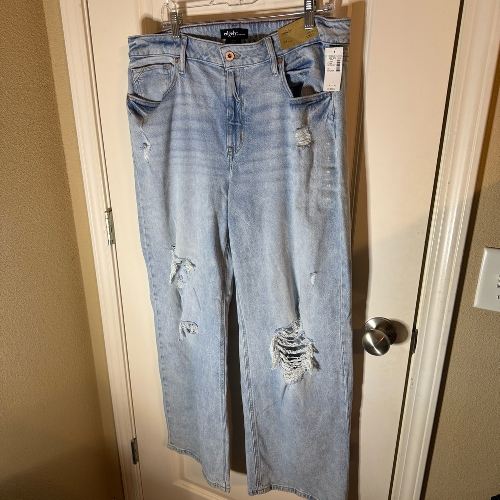 Maurice’s High Rise Ripped Wide Leg Jean - Picture 6 of 10